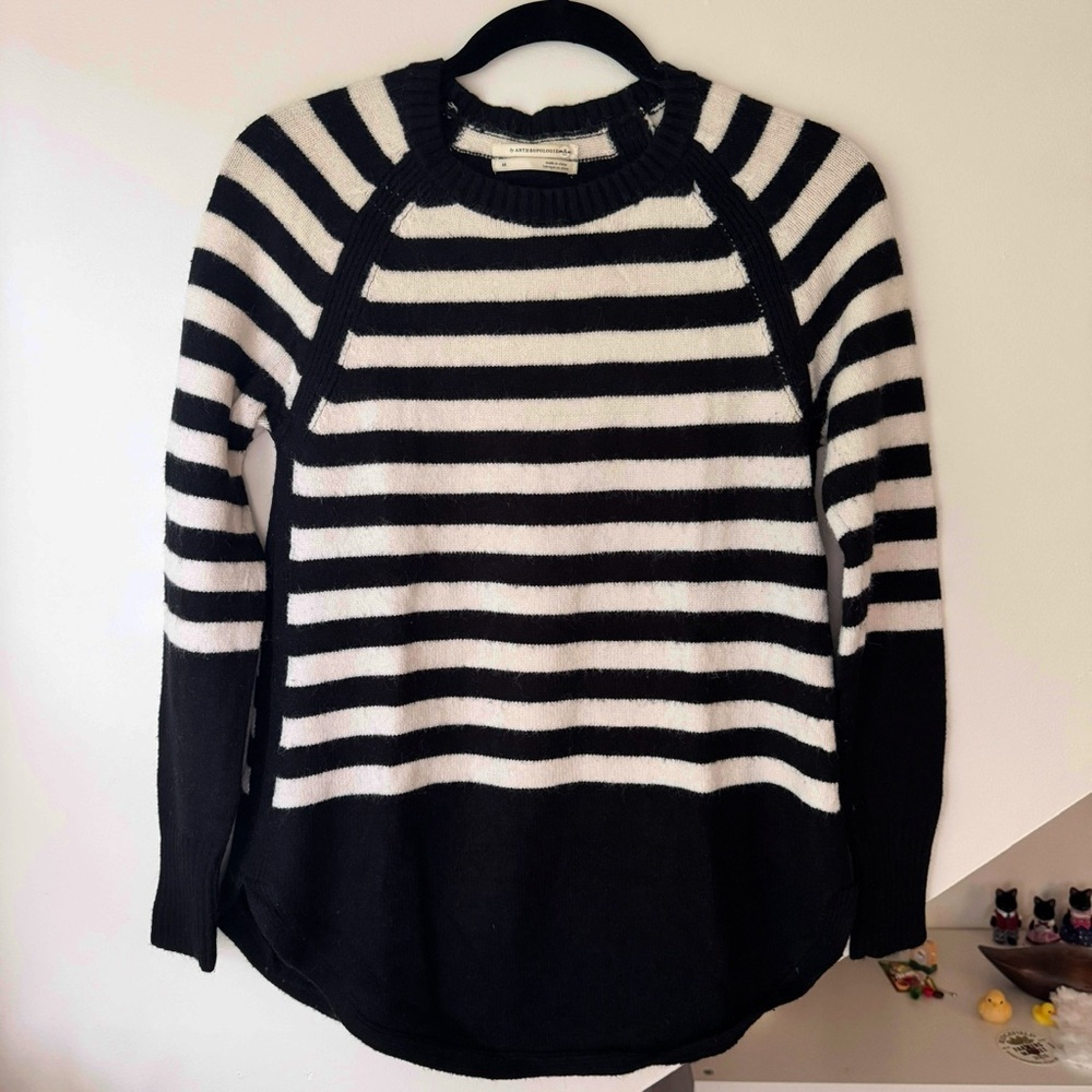 Anthropologie Rebekah Black and White Tunic Sweater in Size XS